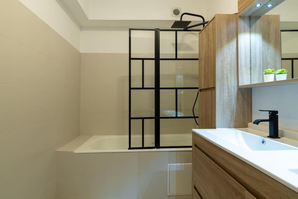 Superbe Appartement Centre Historique อาวีญง ภายนอก รูปภาพ